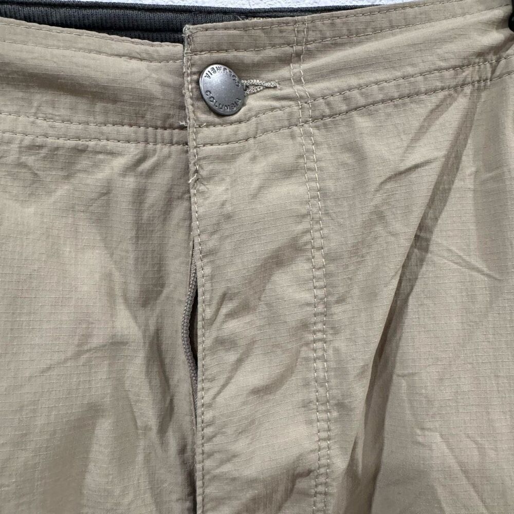 Columbia  nylon men shorts 44w‎ 10L - Picture 2 of 10